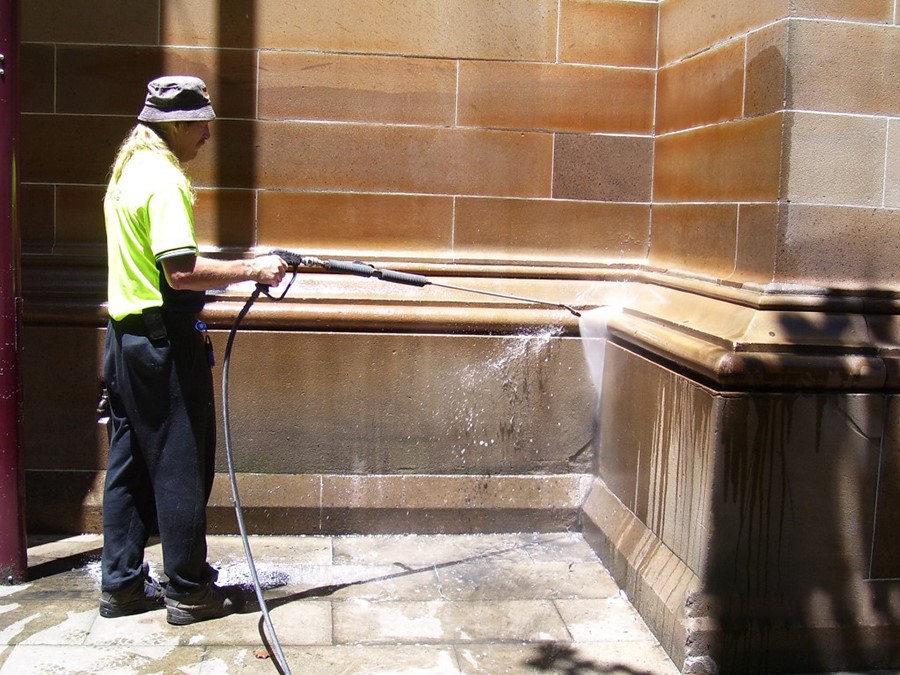 SandstoneCleaning02 SandstoneCleaning02